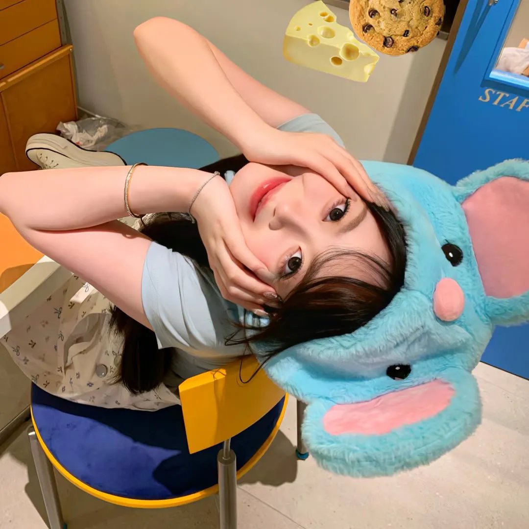 穿着旗袍的女孩